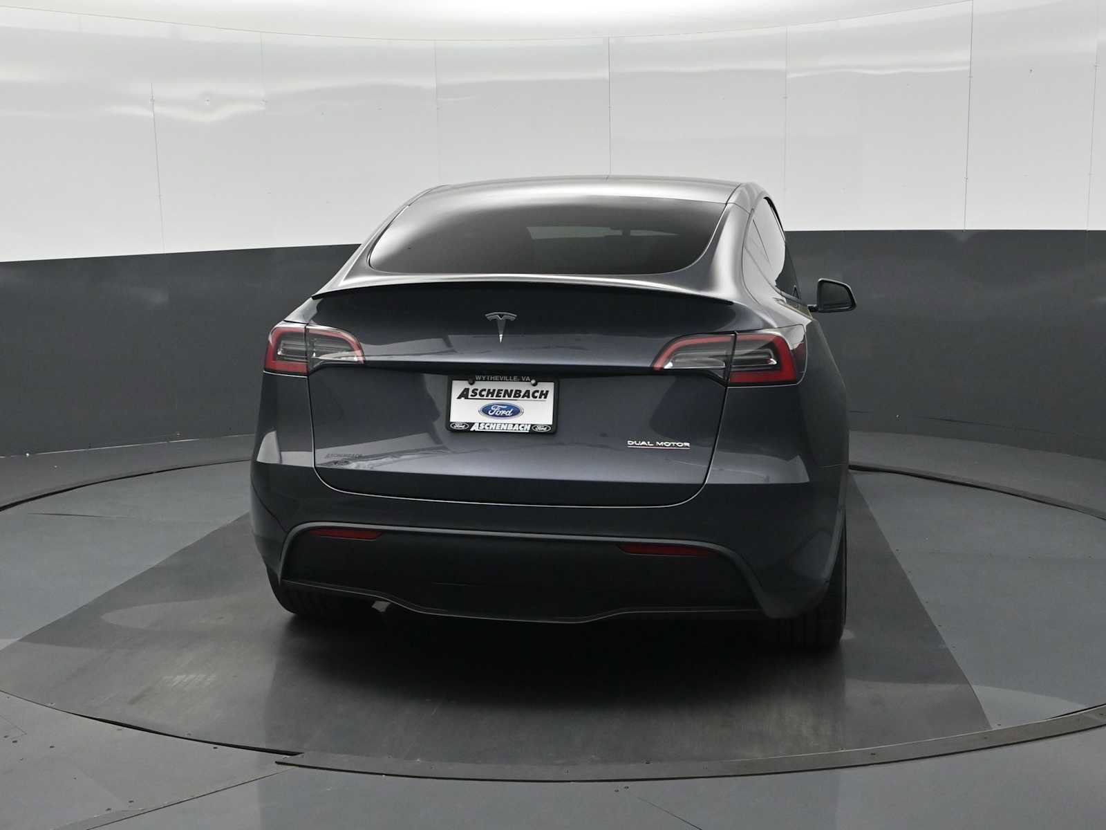 Used 2021 Tesla Model Y Performance AWD/4WD image 8