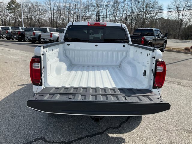 Used 2026 GMC Canyon AT4 image 16