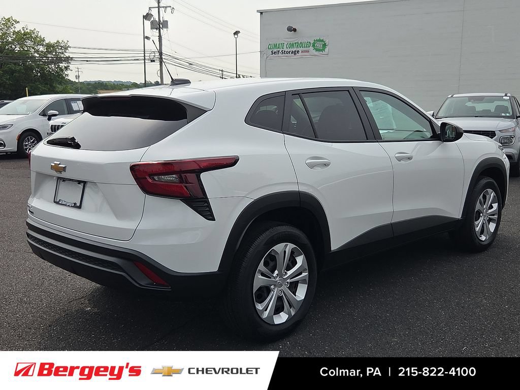 Certified 2024 Chevrolet Trax LS FWD image 5