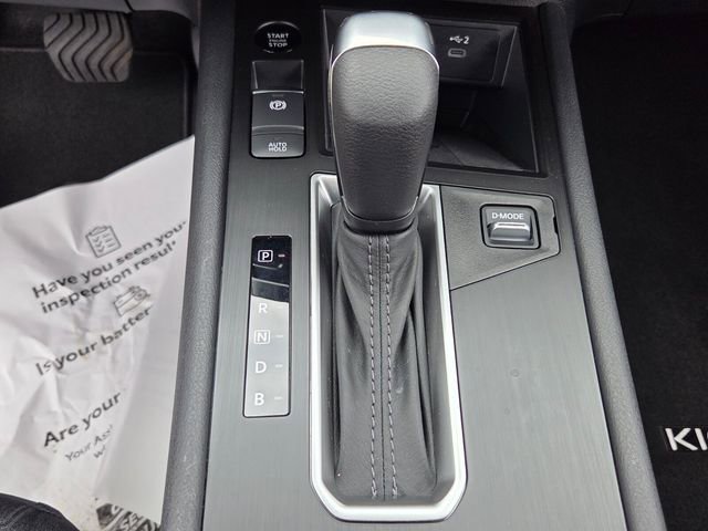 Used 2025 Nissan Kicks SV FWD image 19