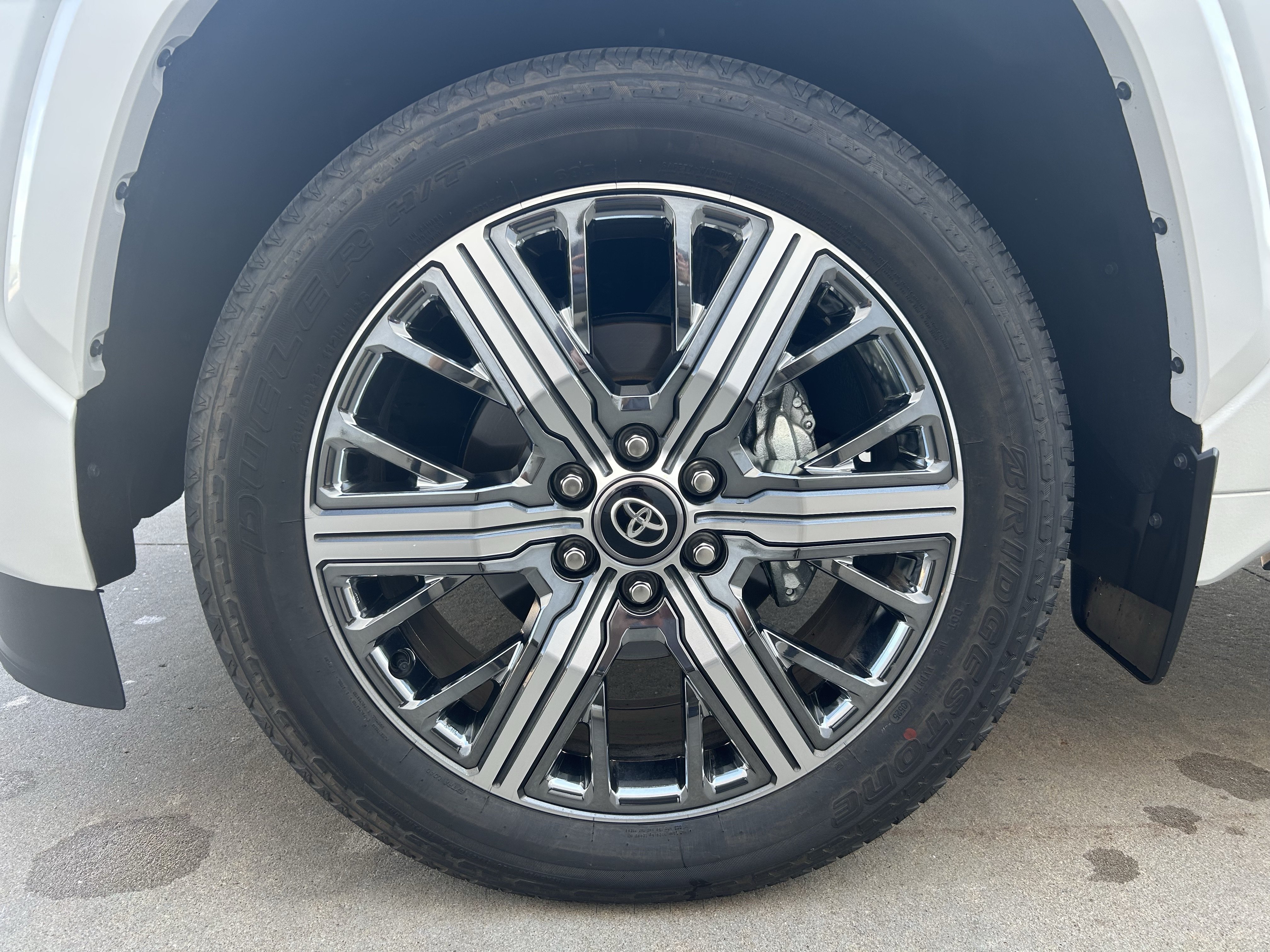 Certified 2025 Toyota Sequoia Capstone AWD/4WD image 12