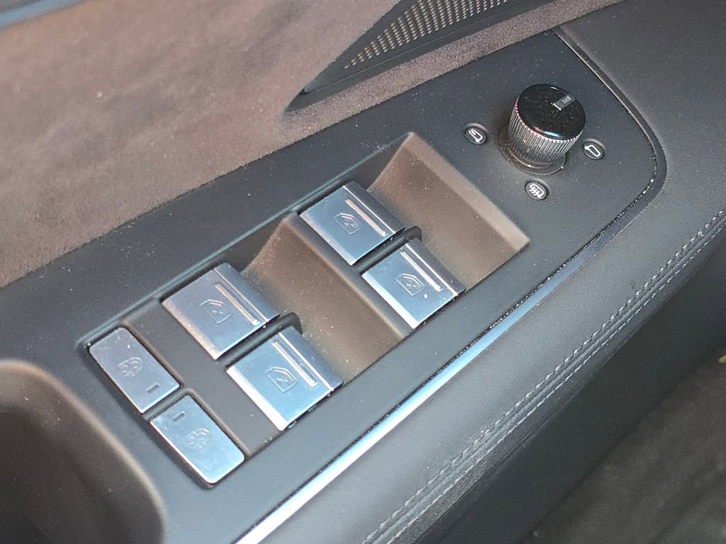 Used 2023 Audi A8 L 3.0T w/ Comfort Plus Package AWD/4WD image 25