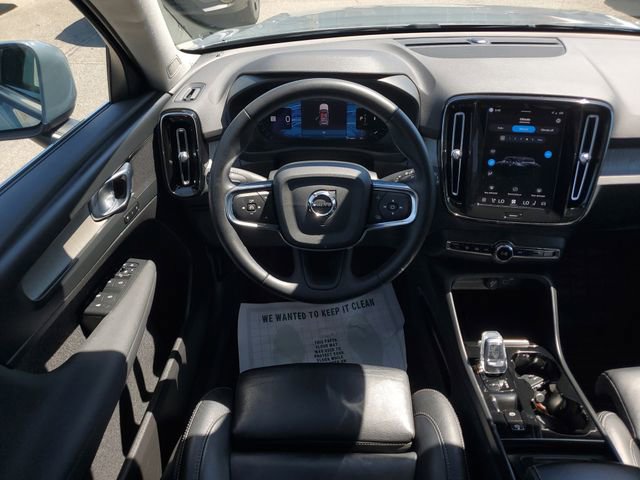 Used 2023 Volvo XC40 B5 Plus w/ Climate Package image 17