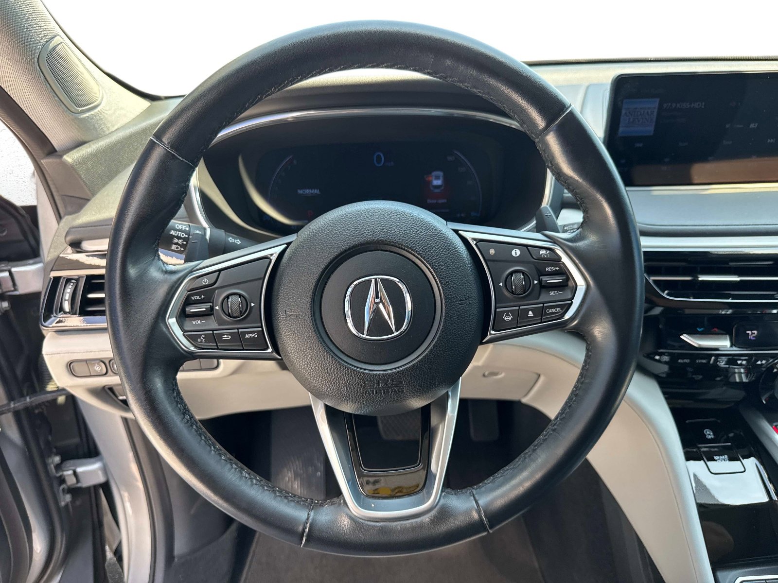 Used 2022 Acura MDX FWD w/ Technology Package image 29