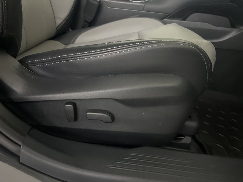 Used 2023 Subaru Outback Limited image 57