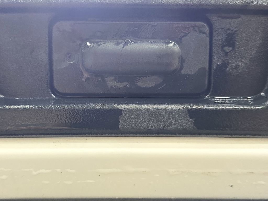 Used 2023 GMC Acadia SLE w/ Elevation Edition FWD image 14