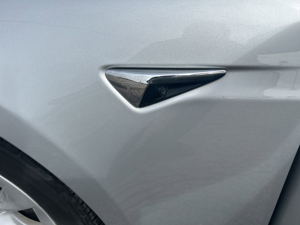 Used 2018 Tesla Model S 75D image 30