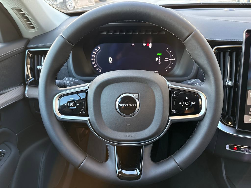 New 2026 Volvo XC90 T8 Core image 11