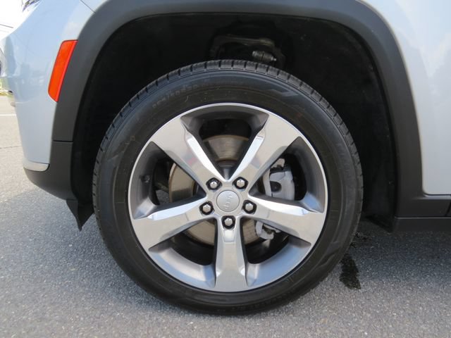 Used 2021 Jeep Grand Cherokee L Limited RWD image 12