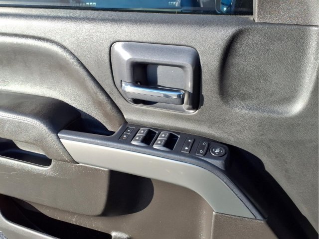 Used 2018 Chevrolet Silverado 1500 LT w/ All Star Edition AWD/4WD image 22