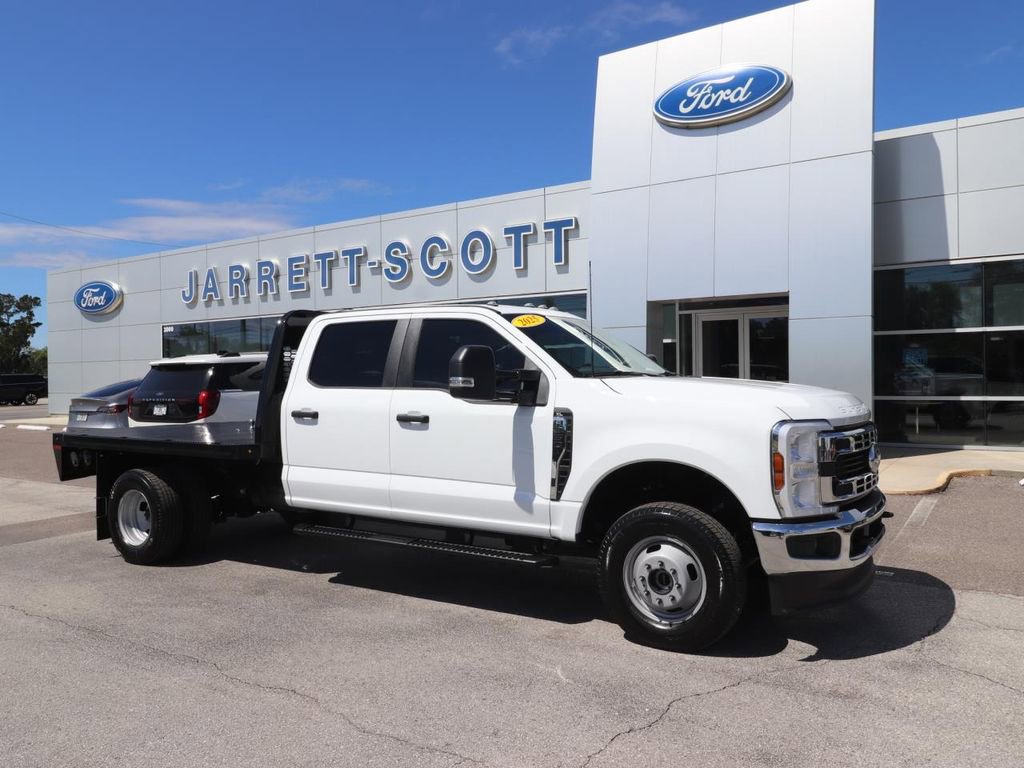 Certified 2025 Ford F350 XL w/ XL Chrome Package AWD/4WD image 2