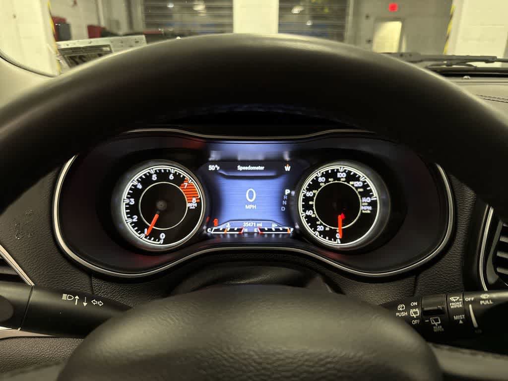 Used 2021 Jeep Cherokee Limited w/ Elite Package AWD/4WD image 37