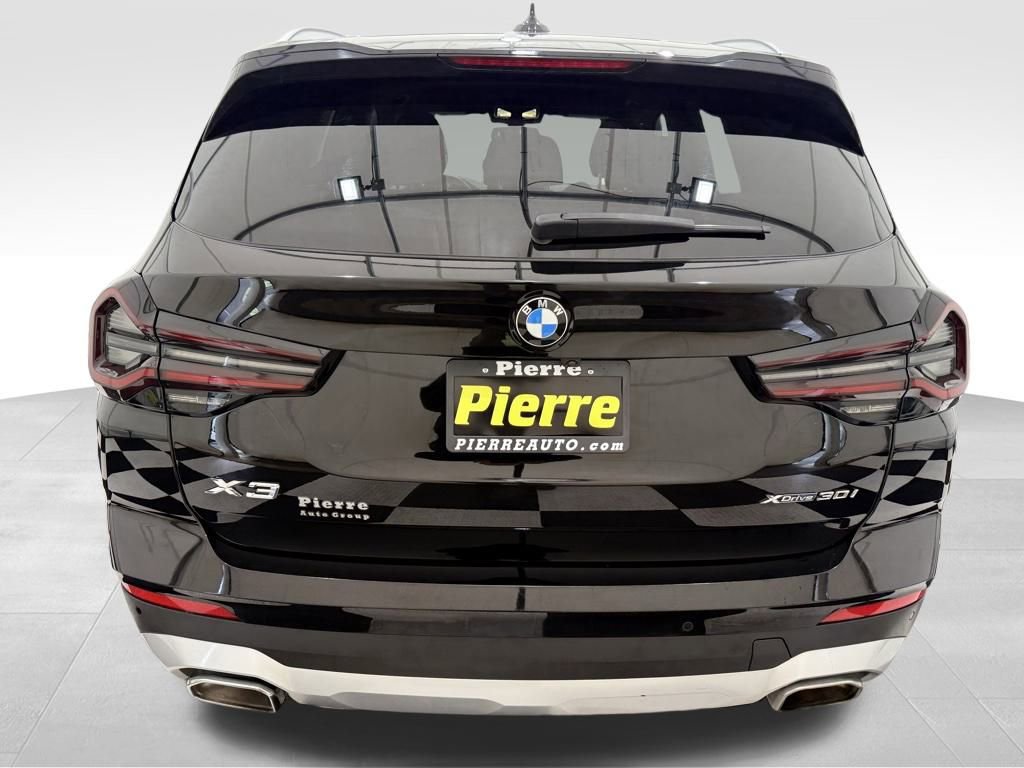 Used 2023 BMW X3 xDrive30i image 3