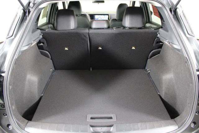 Certified 2026 Nissan Kicks SR FWD image 17