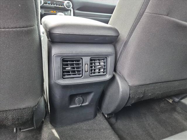 Used 2025 Toyota RAV4 LE AWD/4WD image 16