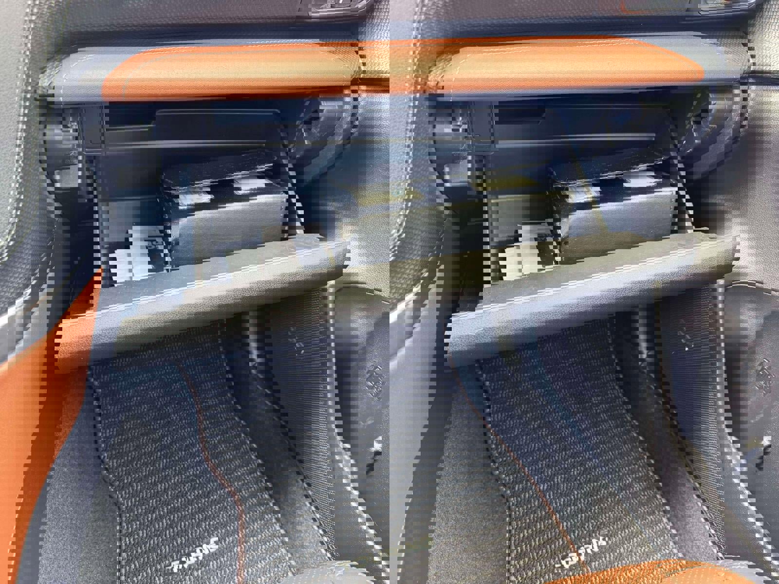 Used 2020 Subaru Forester Touring image 29