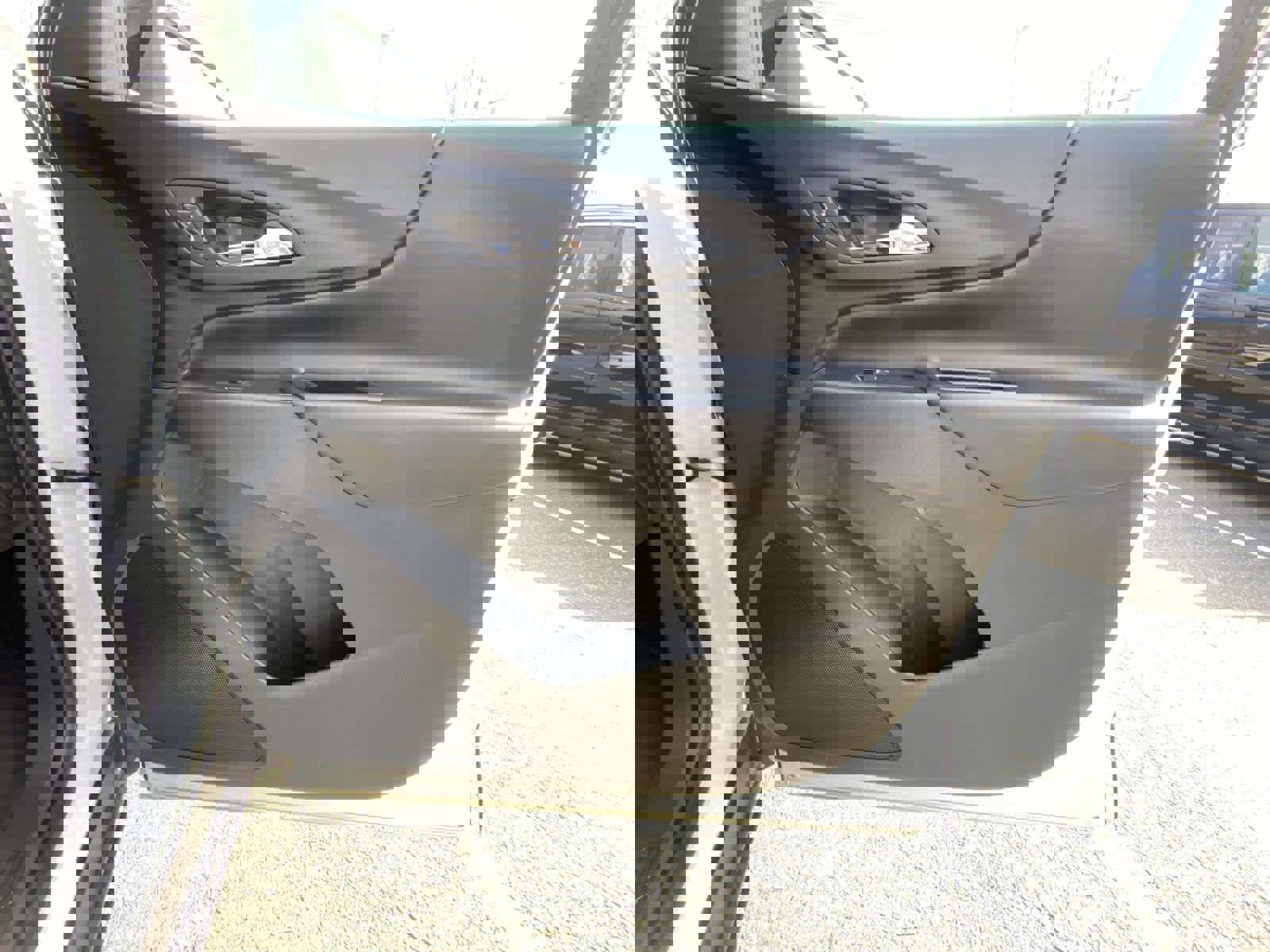 Used 2021 Chevrolet Equinox LT image 30