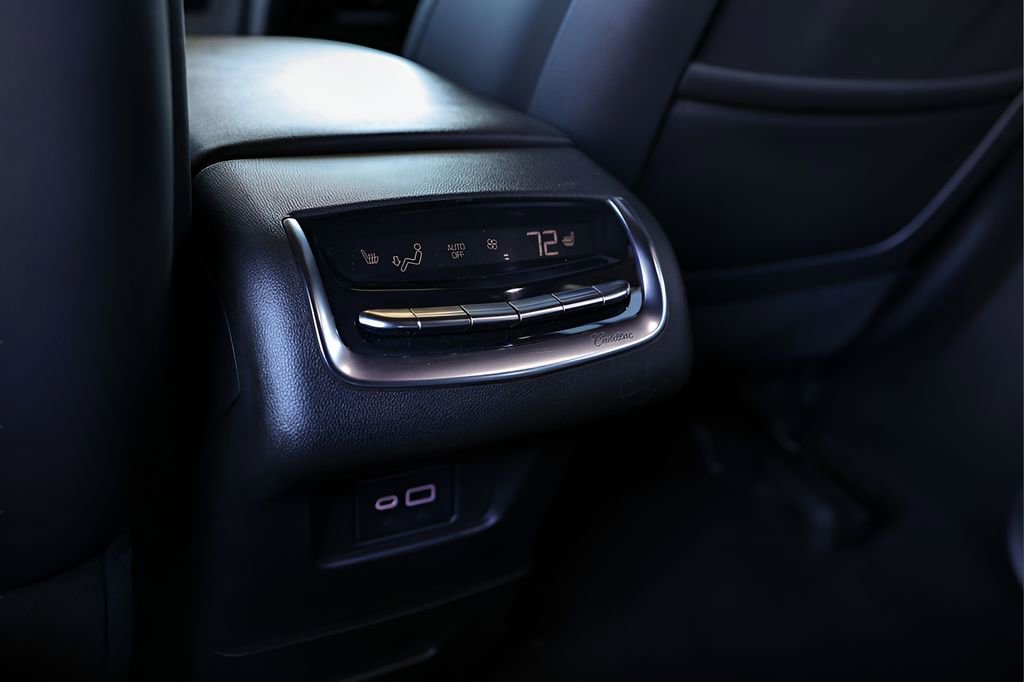 Used 2022 Cadillac XT6 Sport image 33