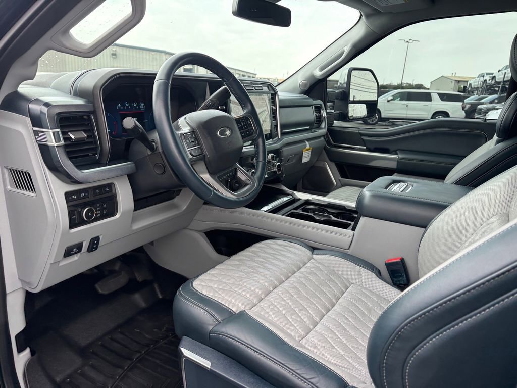 Used 2024 Ford F250 Limited w/ FX4 Off-Road Package AWD/4WD image 7