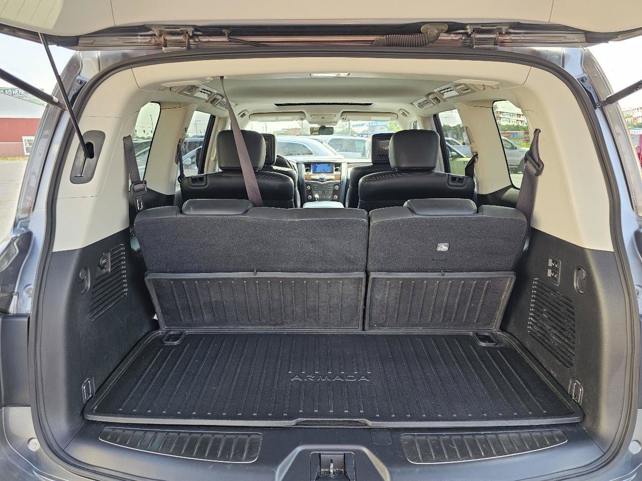 Used 2019 Nissan Armada Platinum w/ Captain's Chairs Package AWD/4WD image 33