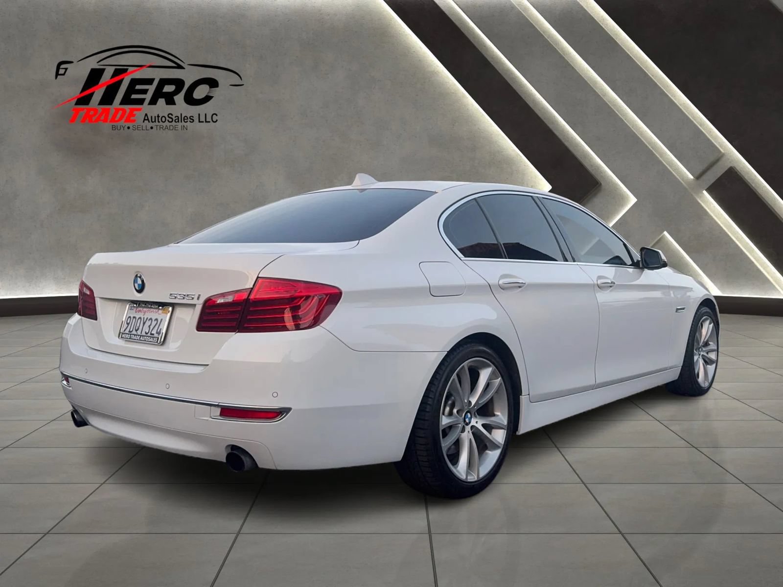 Used 2014 BMW 535i Sedan RWD image 5