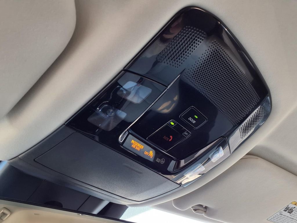 Used 2024 Lexus RX 350 FWD w/ Technology Package image 23