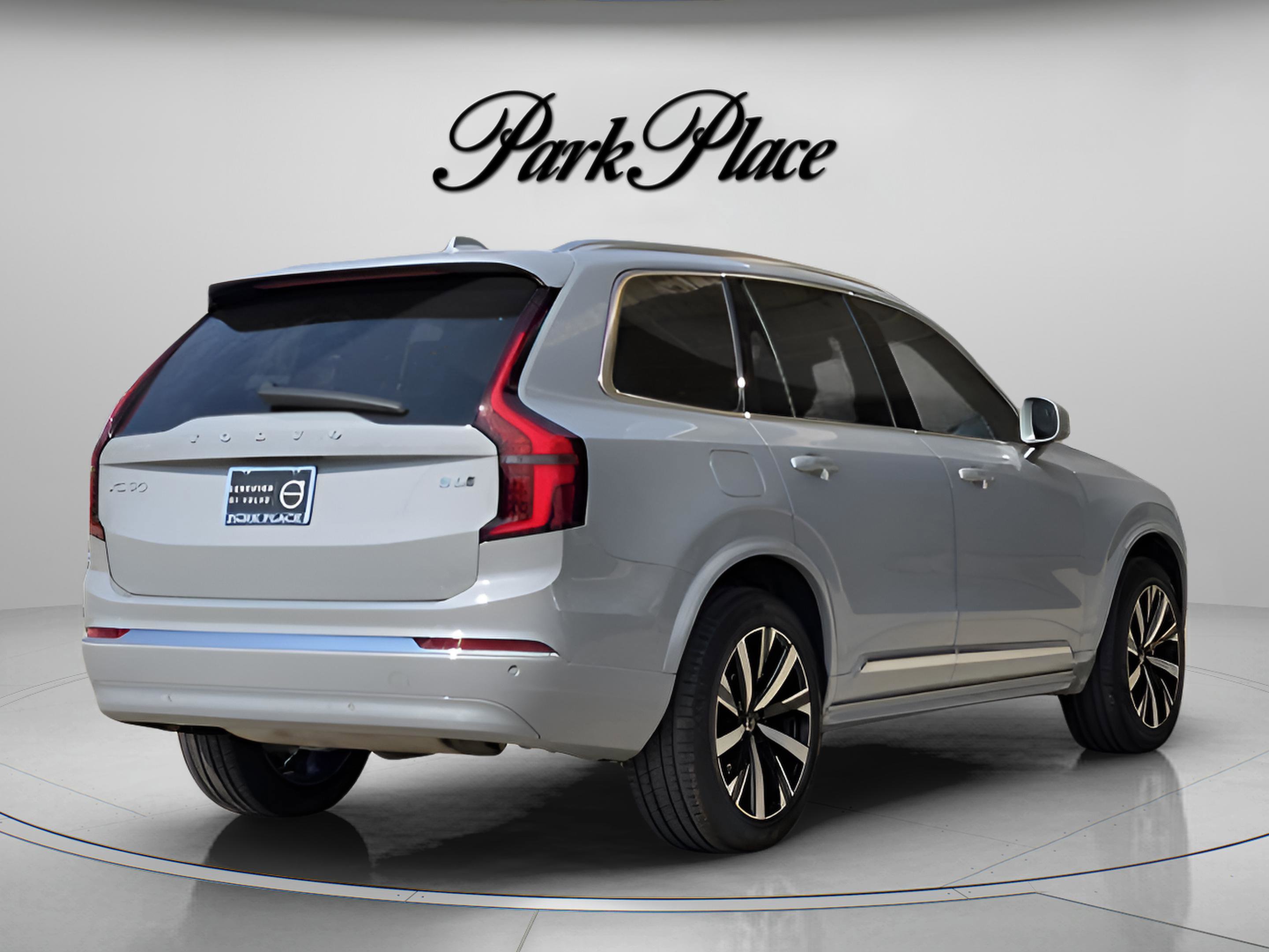 Used 2025 Volvo XC90 B6 Core w/ Protection Package image 6