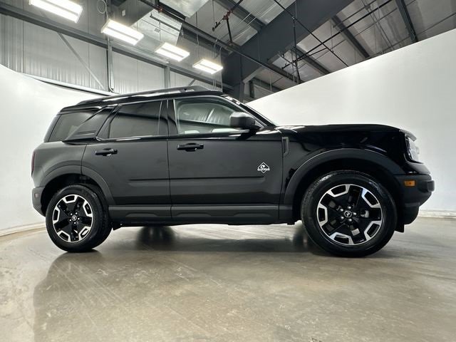 Used 2022 Ford Bronco Sport Outer Banks w/ Tech Package image 3