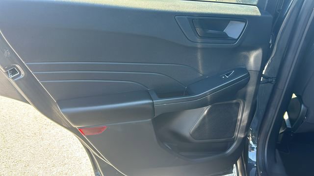 Certified 2022 Ford Escape SE w/ SE Sport Appearance Package FWD image 14