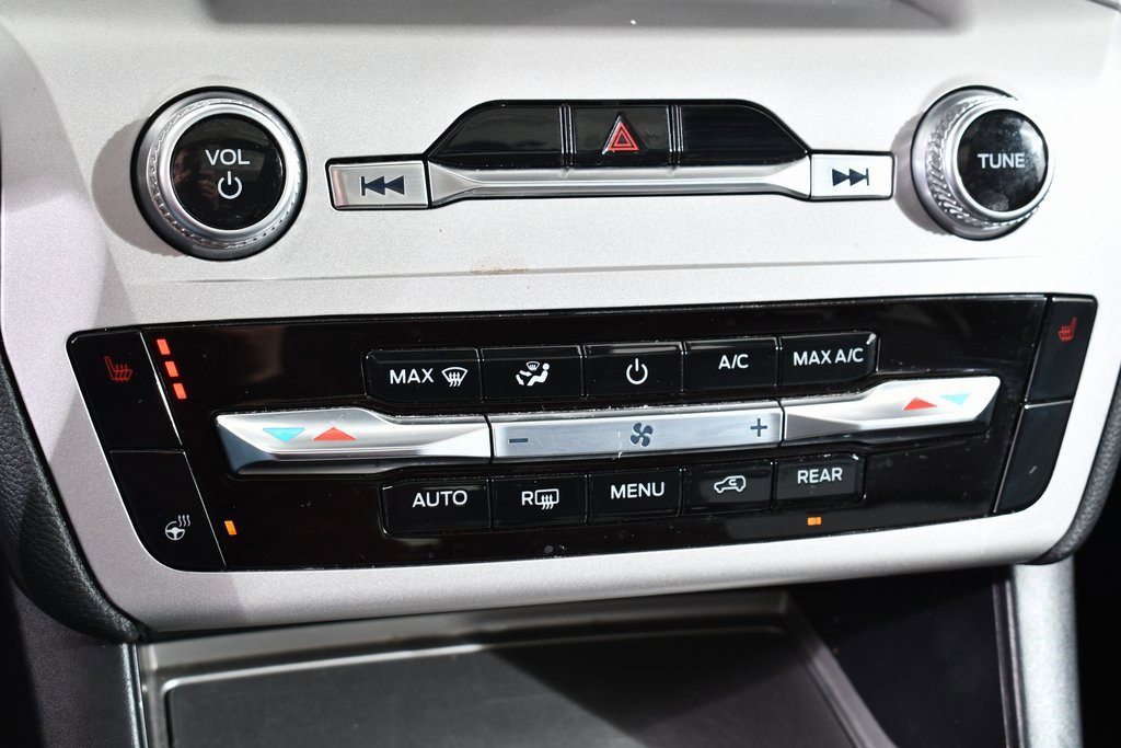 Used 2023 Ford Explorer XLT w/ Equipment Group 202A image 30