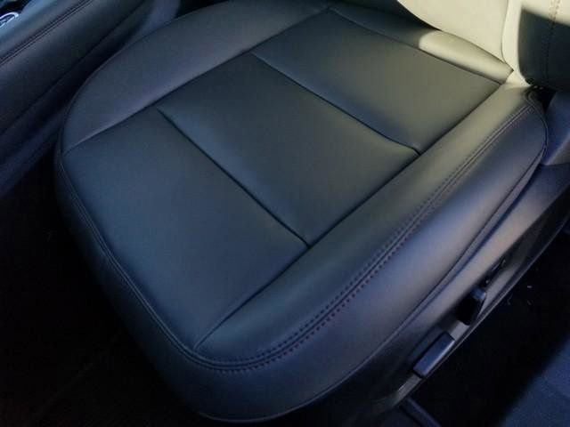 New 2026 Ford Explorer Active w/ Active Comfort Package image 17