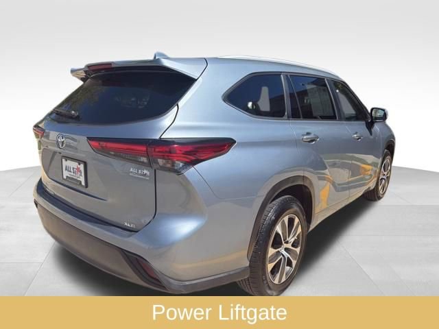 Used 2023 Toyota Highlander XLE image 10