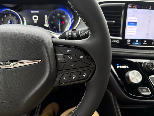 New 2026 Chrysler Pacifica Limited w/ S Appearance Package AWD/4WD image 34