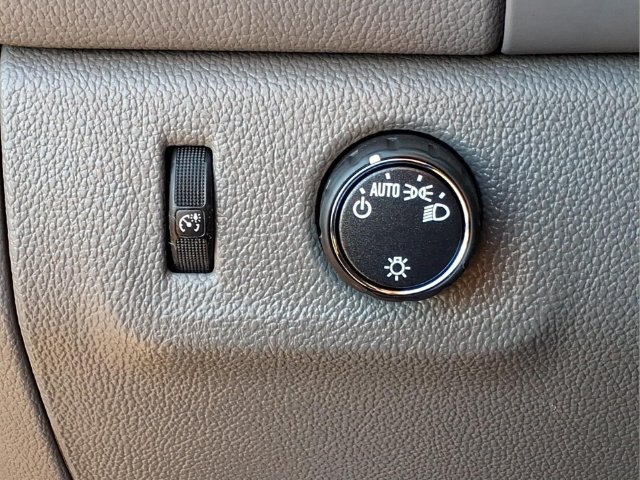 Used 2021 GMC Canyon Elevation Standard w/ Convenience Package RWD image 17