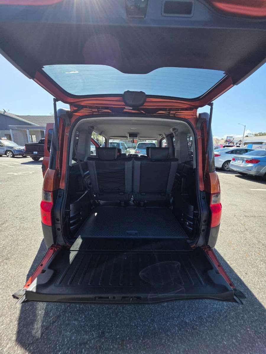 Used 2004 Honda Element EX image 14