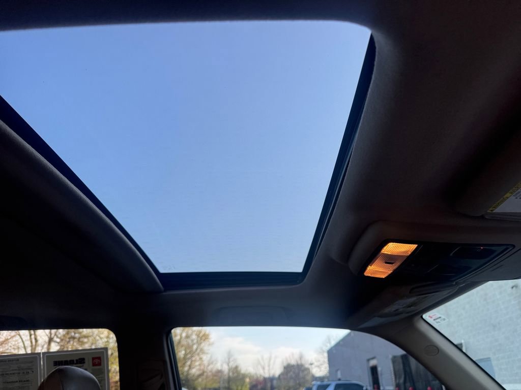 Used 2015 Toyota 4Runner Limited image 21