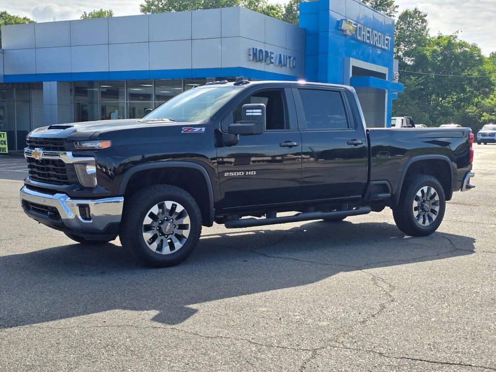 Used 2026 Chevrolet Silverado 2500 LT w/ Safety Package AWD/4WD video 2