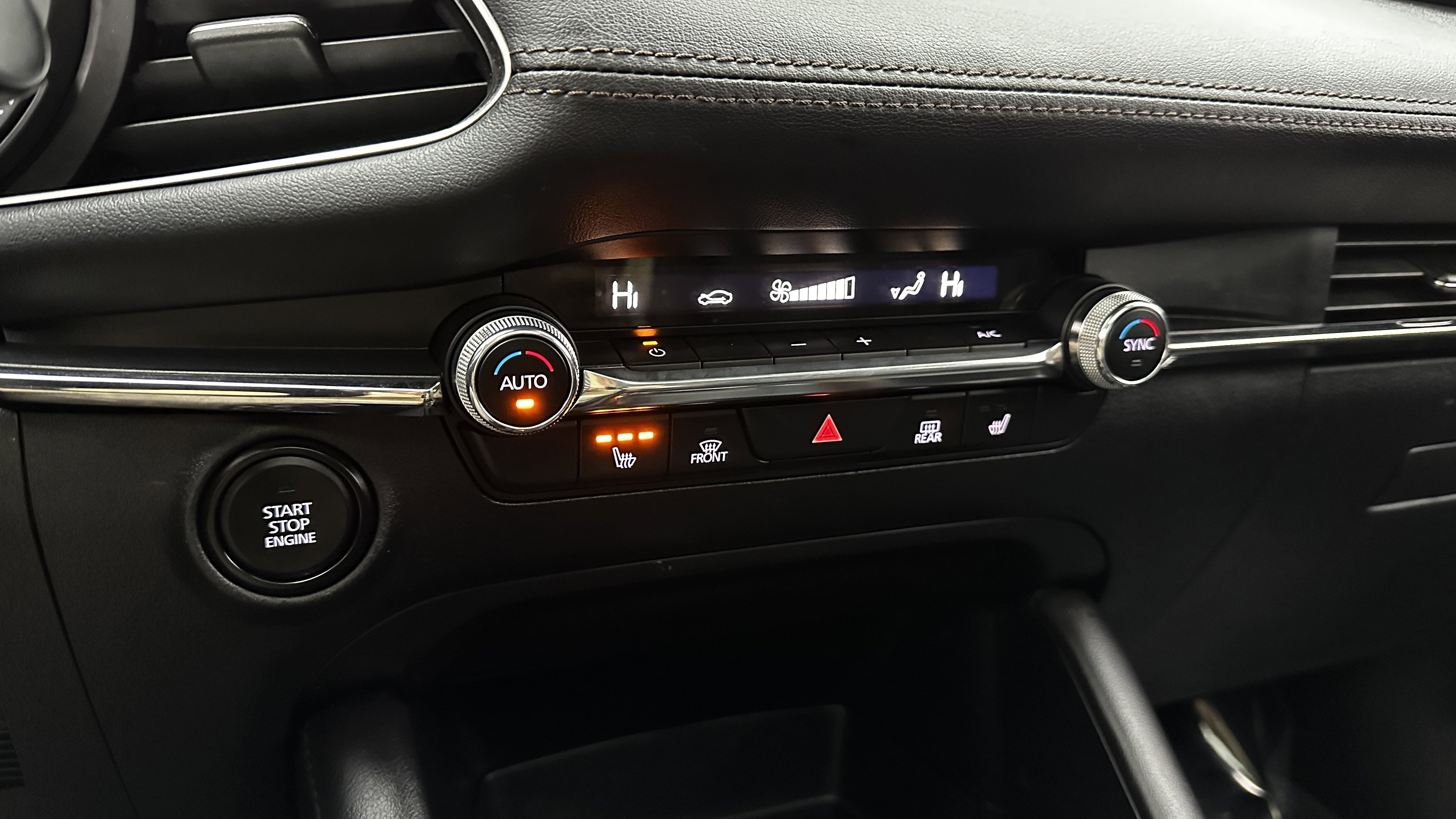 Used 2023 MAZDA MAZDA3 s image 21