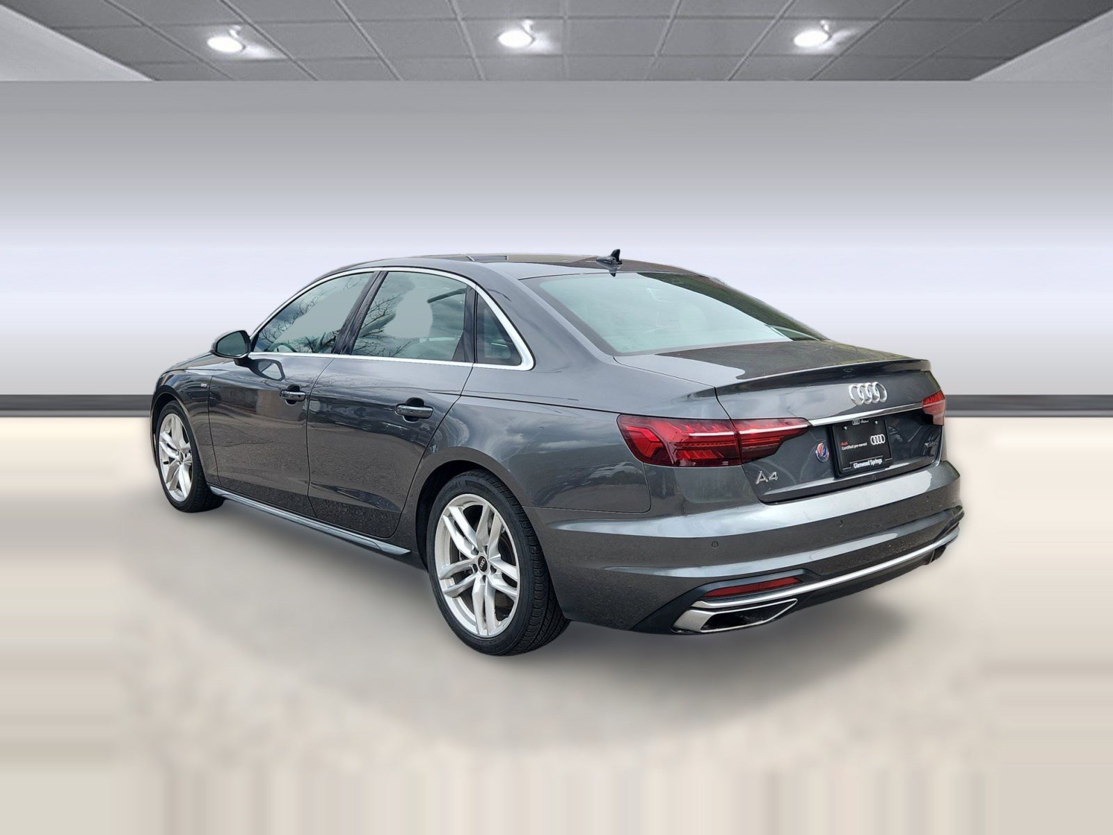 Used 2023 Audi A4 2.0T Premium w/ Convenience Package image 3