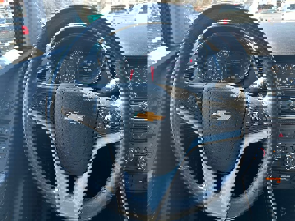 Used 2019 Chevrolet Trax LT w/ LT Convenience Package image 14