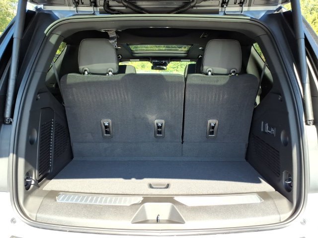 New 2027 Chevrolet Tahoe Premier w/ Sun And Tow Package AWD/4WD image 11