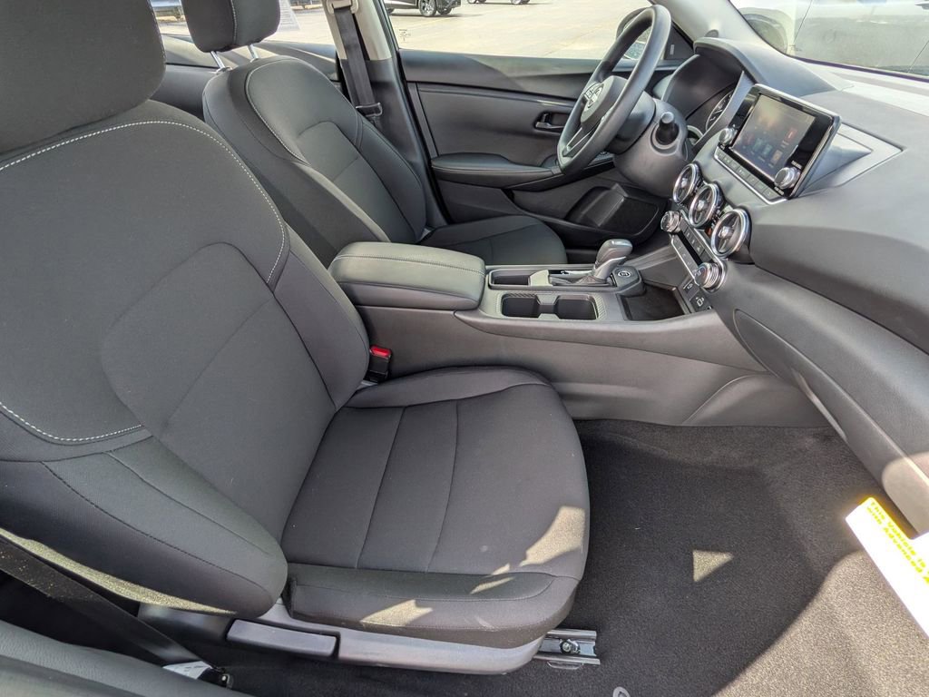 Used 2025 Nissan Sentra S FWD image 23