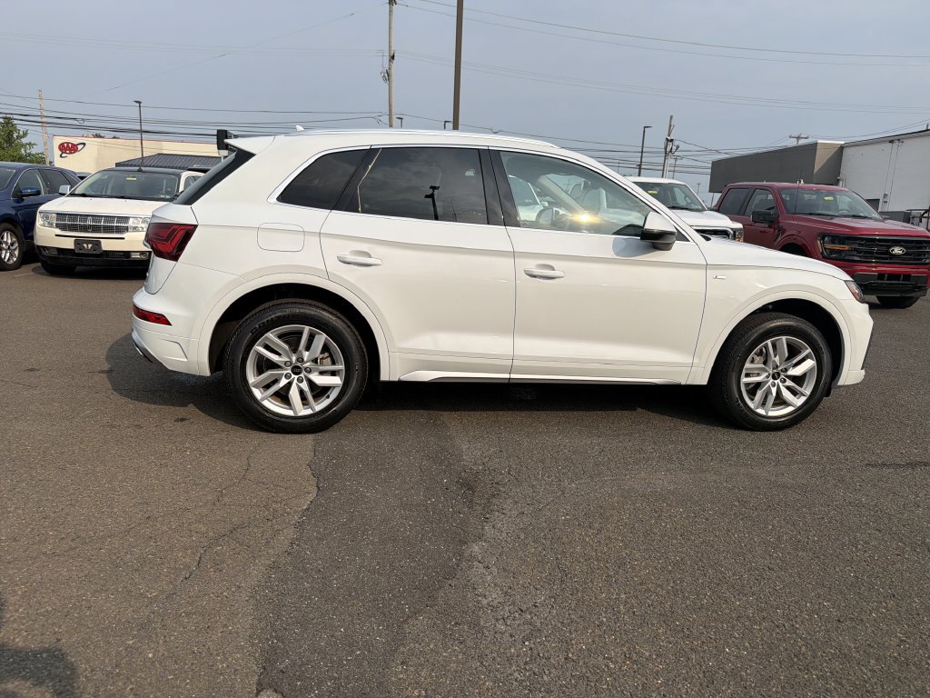 Used 2023 Audi Q5 2.0T Premium w/ Convenience Package AWD/4WD image 6