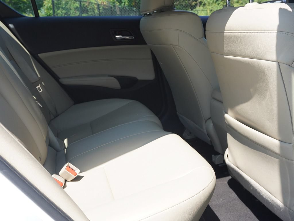 Used 2016 Acura ILX FWD image 30