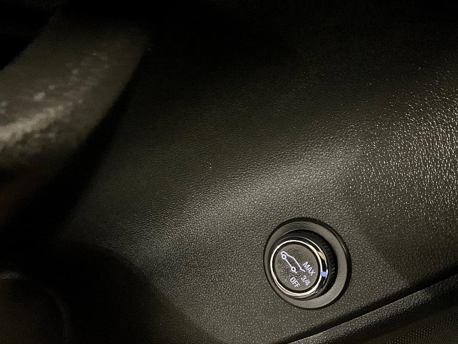 Used 2023 Chevrolet Blazer RS image 33