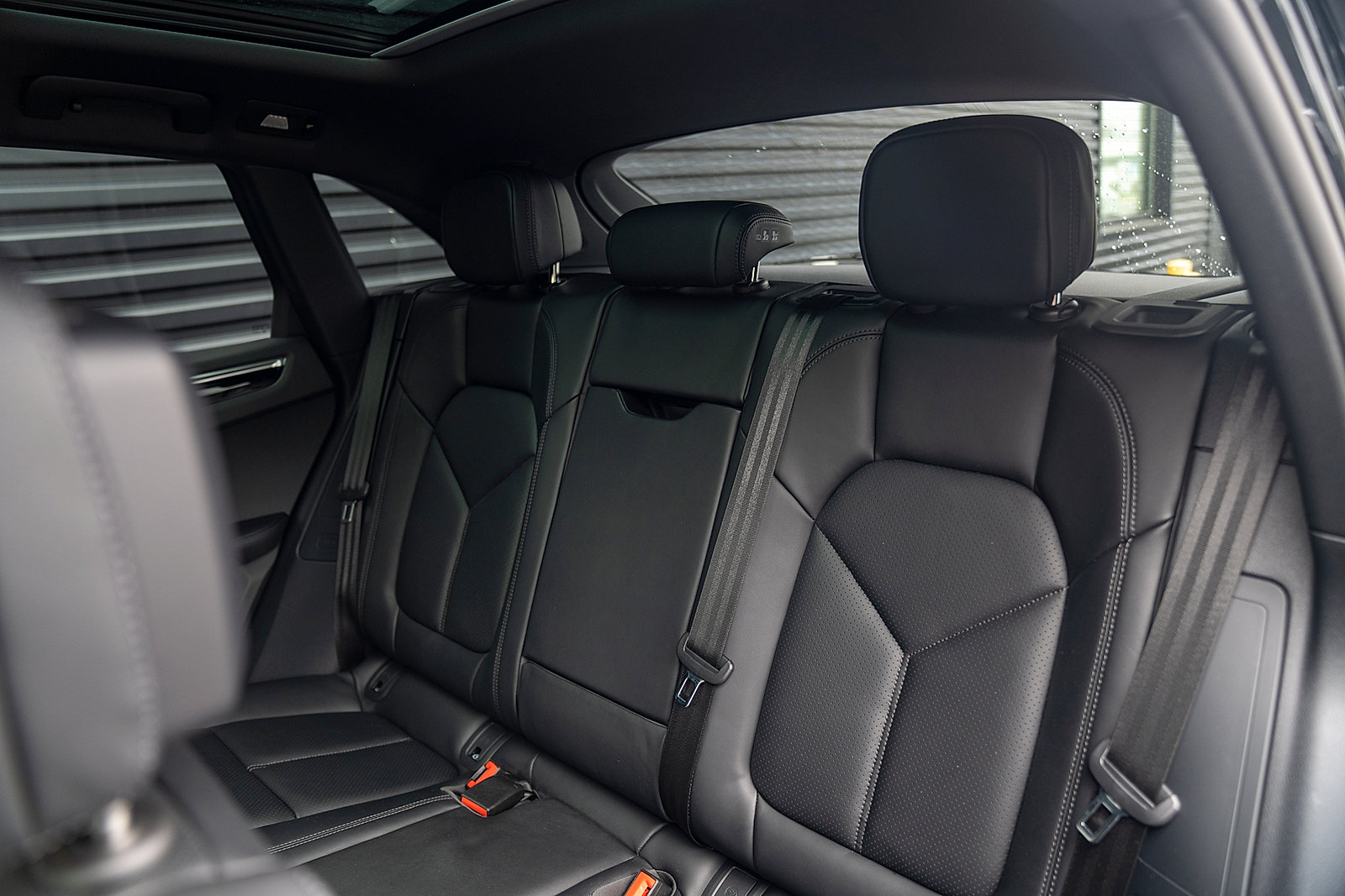 Certified 2026 Porsche Macan AWD/4WD image 20
