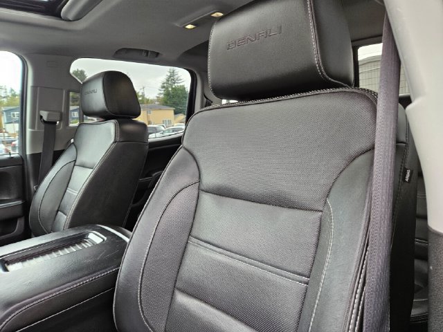Used 2019 GMC Sierra 3500 Denali AWD/4WD image 21