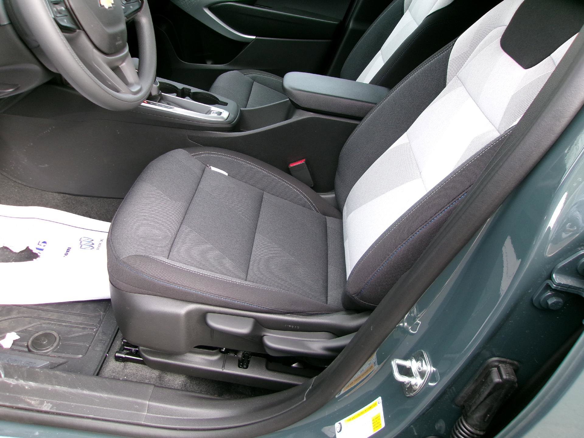 New 2026 Chevrolet Trax LS w/ LS Convenience Package image 10