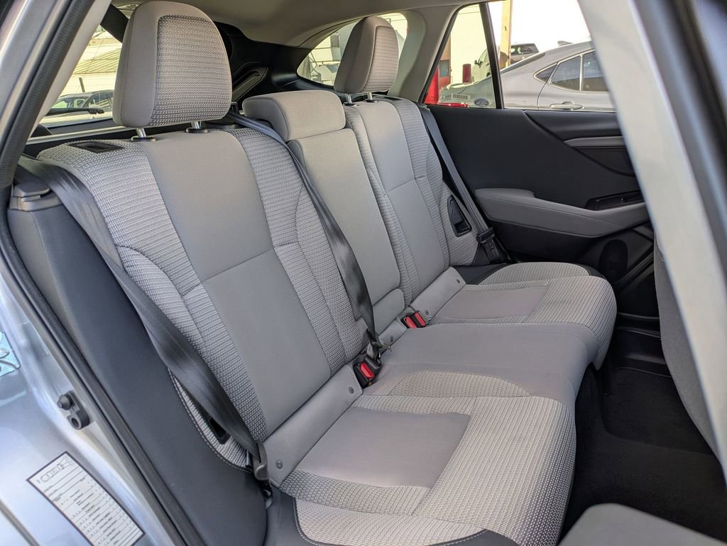 Used 2025 Subaru Outback Premium image 27