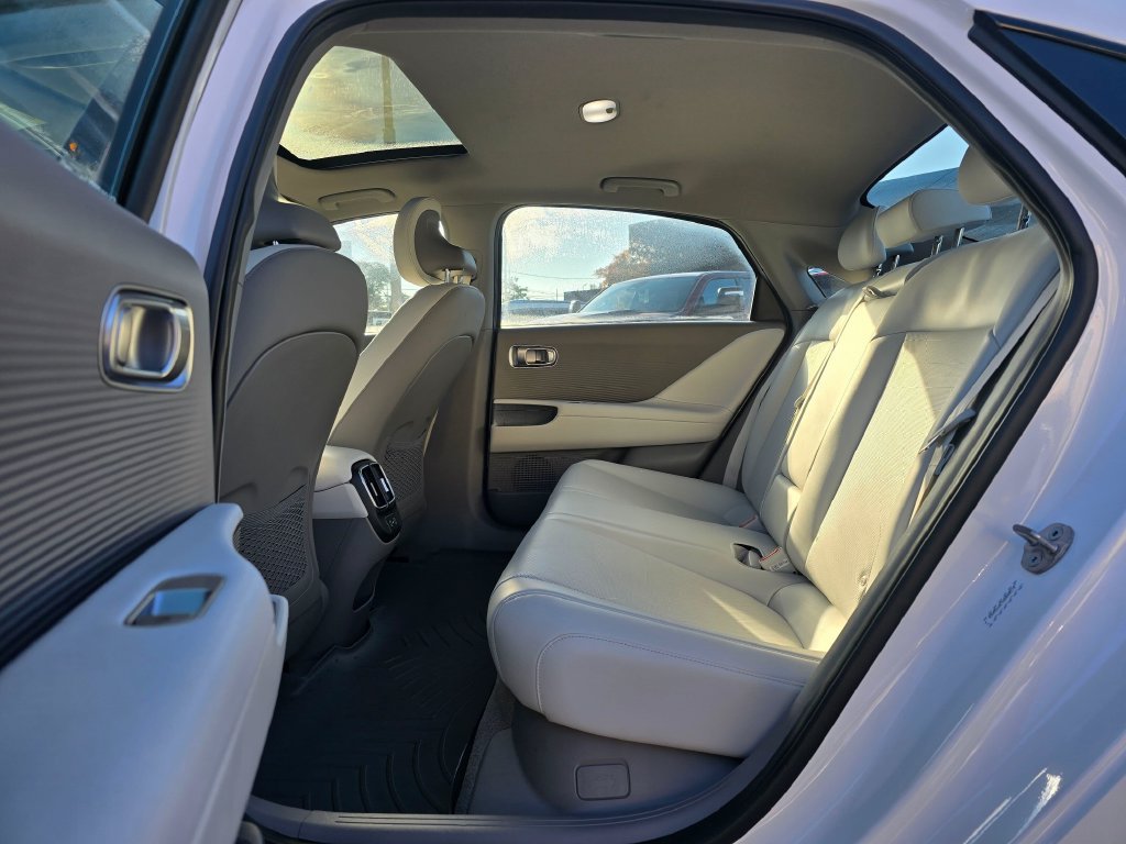 Used 2024 Hyundai Ioniq 6 Limited AWD/4WD image 16